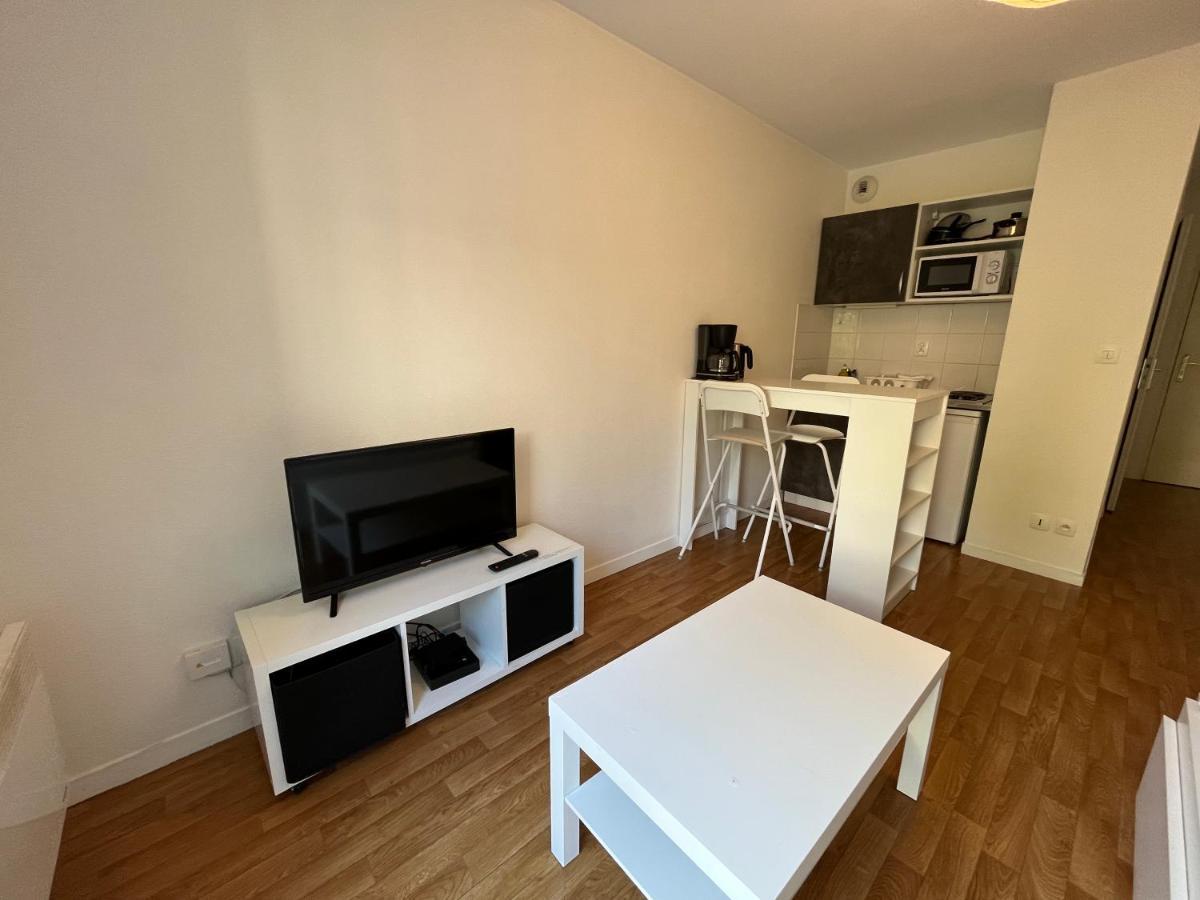 Acajou, Studio Avec Terrasse Et Parking Prive 캉 외부 사진